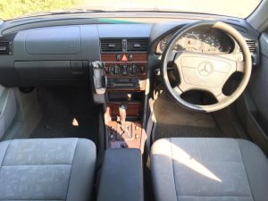 Mercedes C180